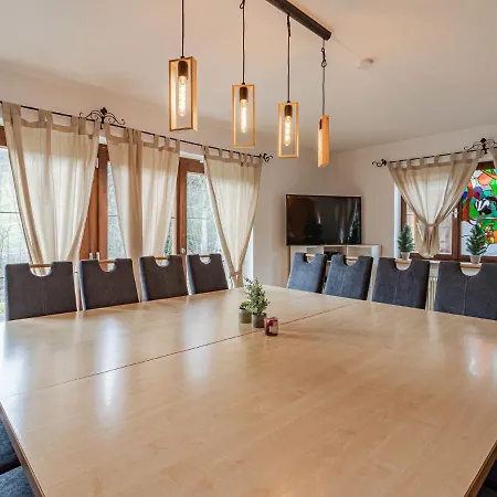 Nice Group House Close To The Valley Run And Ki-west Ski Lift *